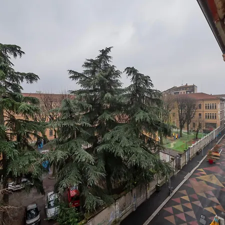 Design - Bernardino De Conti 6 * Milan