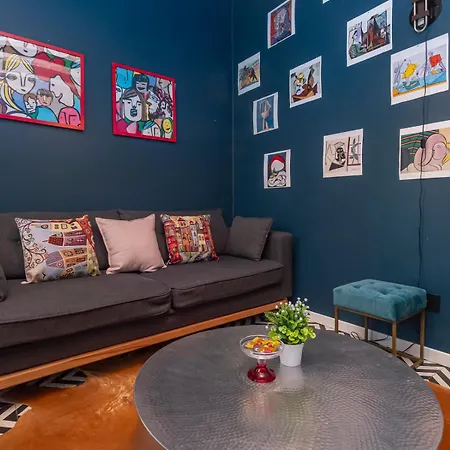 Design - Bernardino De Conti 6 * Milaan